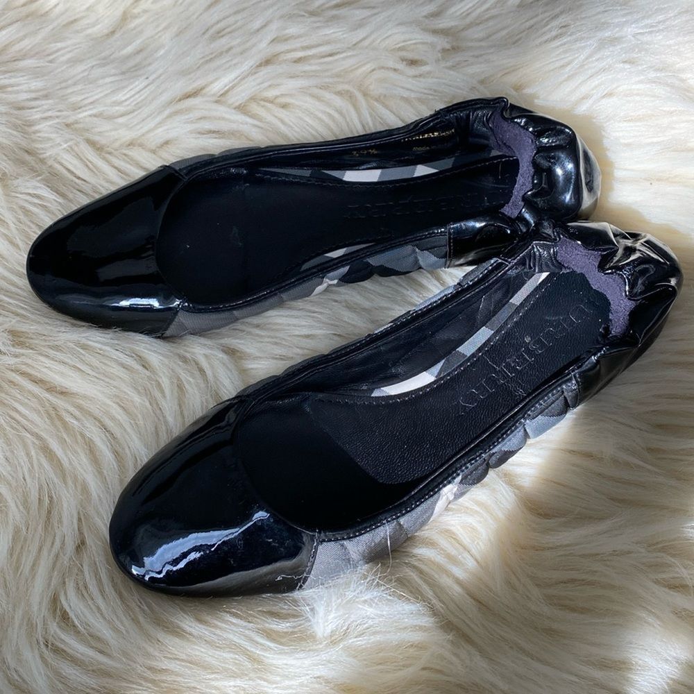 Burberry Nova Patent Leather Quilted Ballet Flat Italy Sz 7.5 Mint Condition - Picture 3 of 8